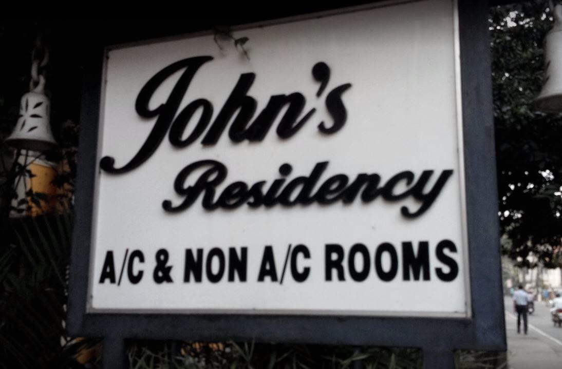 Johns Residency Hotel Kochi Ngoại thất bức ảnh